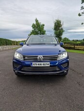 2011 - Volkswagen Touareg Automatic