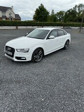 2012 - Audi A4 Manual