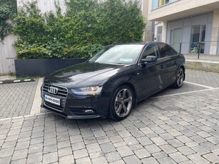 2012 - Audi A4 Manual