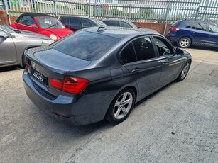 2012 - BMW 3-Series Manual