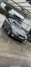 2012 - BMW 5-Series Manual