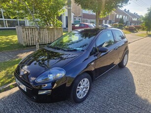 2012 - Fiat Punto Manual