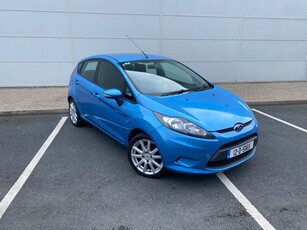 2012 - Ford Fiesta Manual