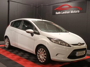 2012 - Ford Fiesta Manual