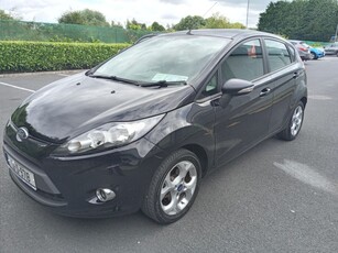 2012 - Ford Fiesta Manual