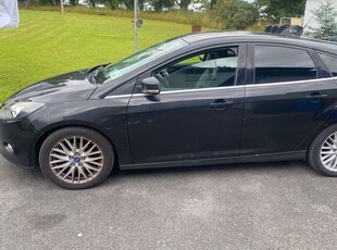 2012 - Ford Focus Manual