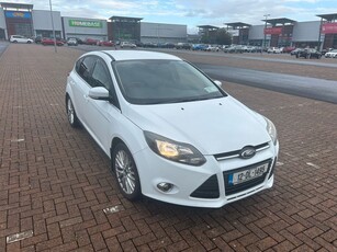 2012 - Ford Focus Manual