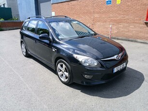 2012 - Hyundai i30 Manual