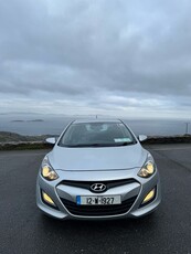 2012 - Hyundai i30 Manual