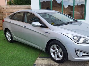 2012 - Hyundai i40 Manual