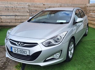 2012 - Hyundai i40 Manual