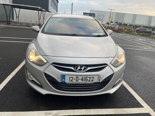 2012 - Hyundai i40 Manual