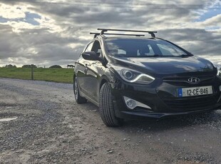 2012 - Hyundai i40 Manual