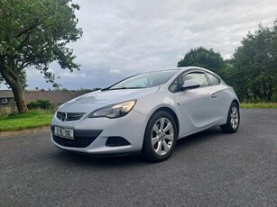 2012 - Opel Astra Manual