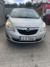 2012 - Opel Meriva Manual