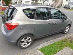 2012 - Opel Meriva Manual