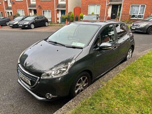 2012 - Peugeot 208 Manual