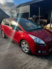 2012 - Peugeot 5008 Manual