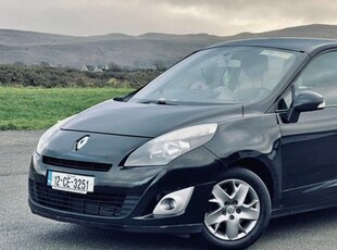 2012 - Renault Grand Scenic Manual