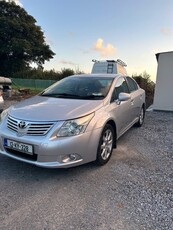 2012 - Toyota Avensis Manual