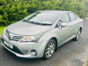 2012 - Toyota Avensis Manual