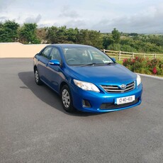 2012 - Toyota Corolla Manual