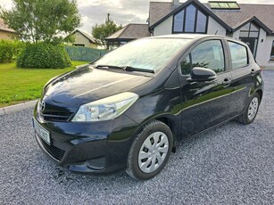 2012 - Toyota Yaris Manual