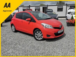 2012 - Toyota Yaris Manual