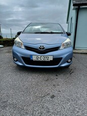 2012 - Toyota Yaris Manual