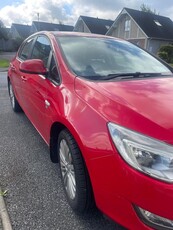 2012 - Vauxhall Astra ---