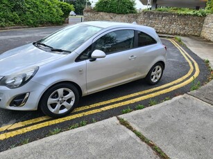 2012 - Vauxhall Corsa ---