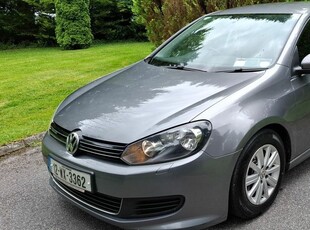 2012 - Volkswagen Golf Manual