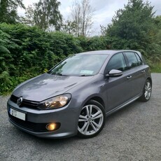 2012 - Volkswagen Golf Manual