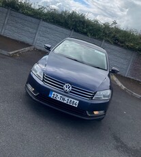 2012 - Volkswagen Passat Manual