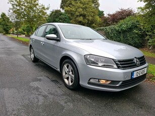 2012 - Volkswagen Passat Manual