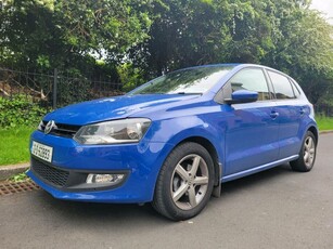 2012 - Volkswagen Polo Automatic