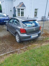 2012 - Volkswagen Polo Manual