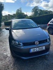 2012 - Volkswagen Polo Manual