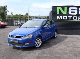 2012 - Volkswagen Polo Manual