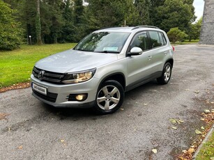 2012 - Volkswagen Tiguan Manual