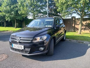 2012 - Volkswagen Tiguan Manual