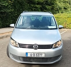 2012 - Volkswagen Touran Manual