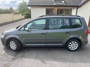 2012 - Volkswagen Touran Manual