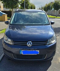 2012 - Volkswagen Touran Manual