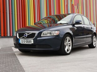 2012 - Volvo S40 Manual