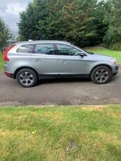 2012 - Volvo XC60 Manual