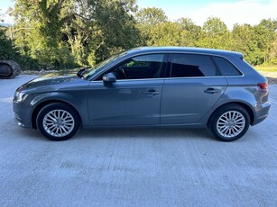 2013 - Audi A3 Manual