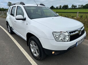 2013 - Dacia Duster Manual