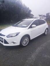 2013 - Ford Focus Manual