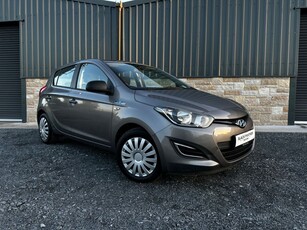 2013 - Hyundai i20 Manual